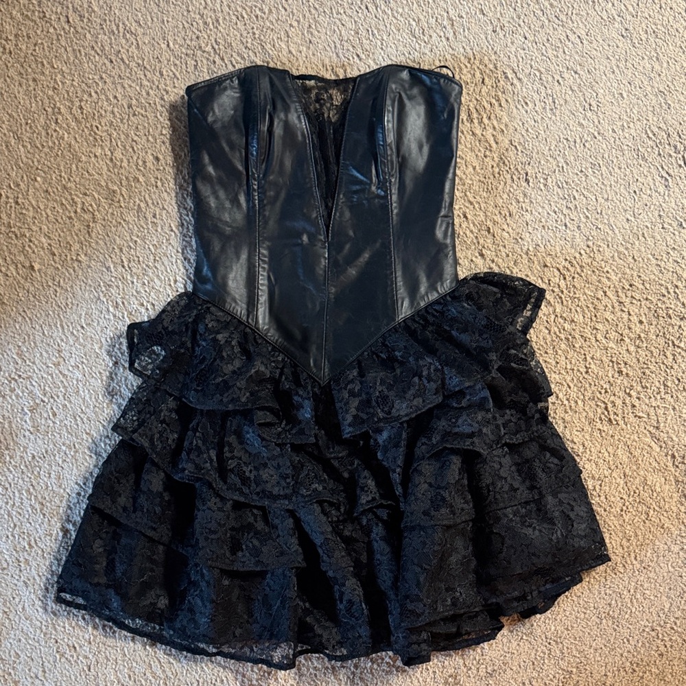 Elegant Black Lace Mini Dress